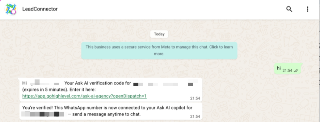 WhatsApp verification screen with QR code and verification code field